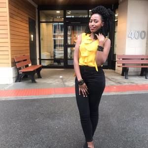 Meet your Posher, Kayira